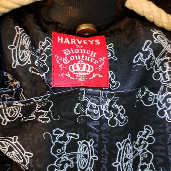 HARVEYS Disney Steamboat Willie Berkeley Bucket Tote Gray Seatbelt Bag - Picture 15 of 15